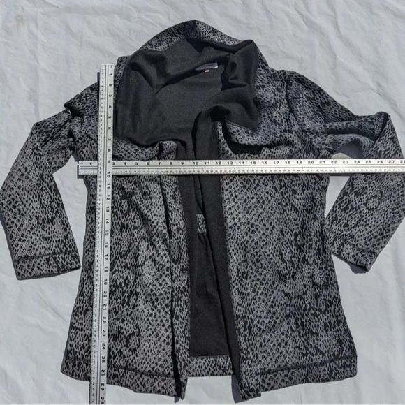 Calvin Klein Woman M  Poly/Rayon/Spandex Charcoal Open Cardigan Snake - Picture 3 of 7